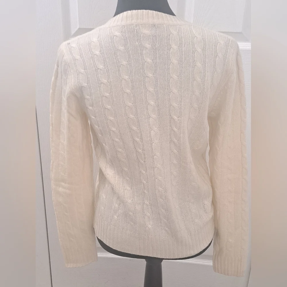 100% Cashmere Cable Knit Sweater Size L 12 -14